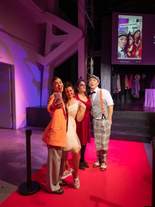 HAMBURGER ABENDBLATT: 